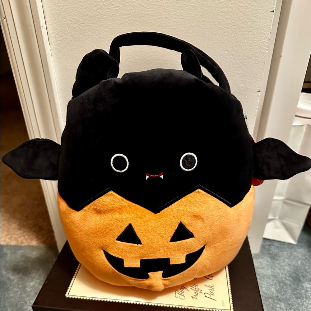 Squishmallows Emily  Bat  Pumpkin Plush Halloween Treat Pail